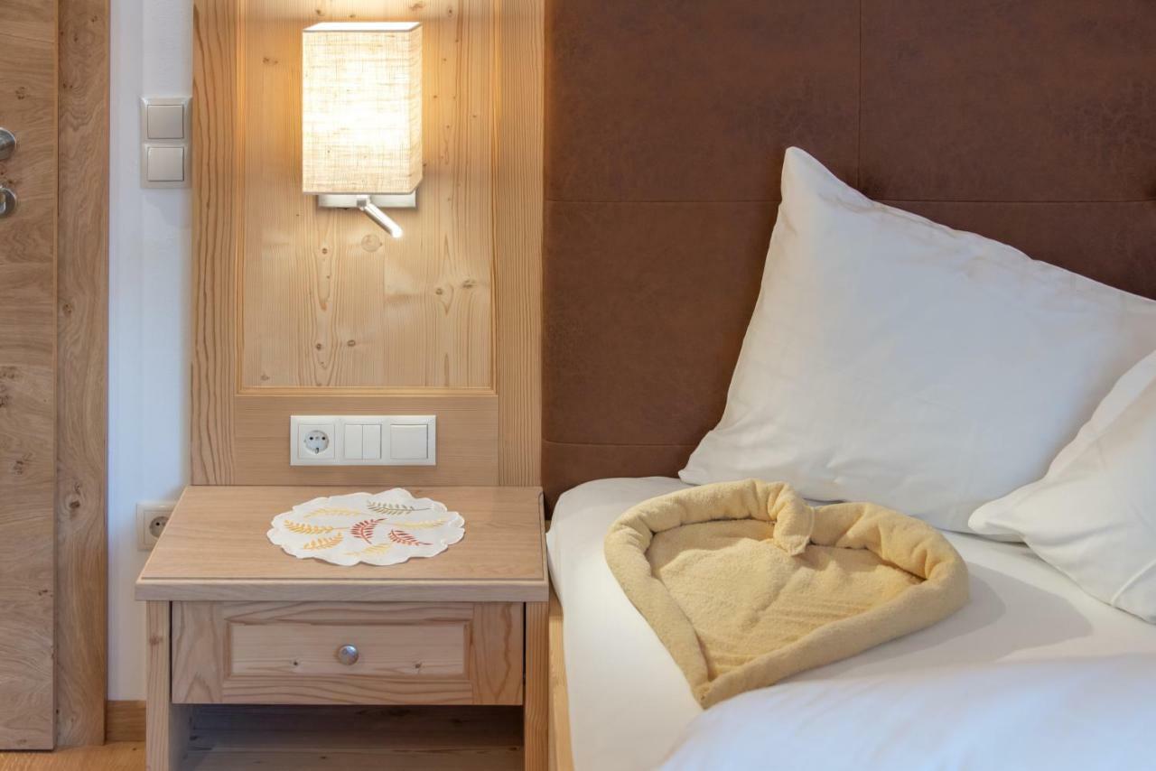 Hotel Theiner Graun im Vinschgau Exterior foto