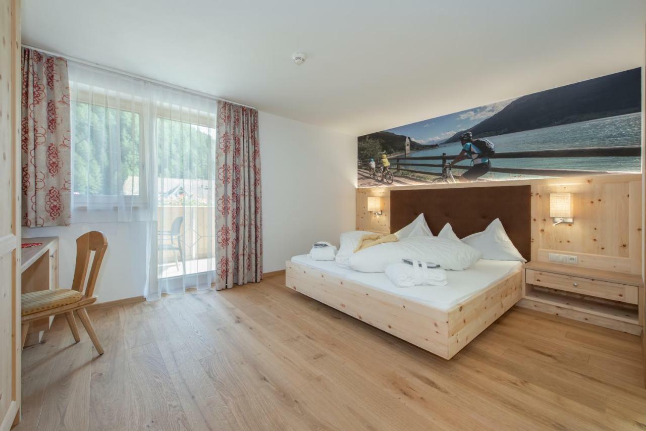 Hotel Theiner Graun im Vinschgau Exterior foto