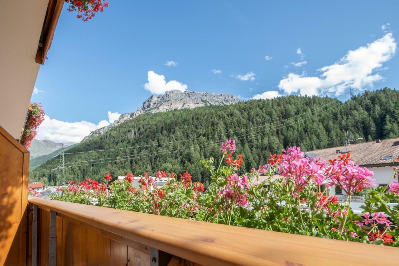 Hotel Theiner Graun im Vinschgau Exterior foto