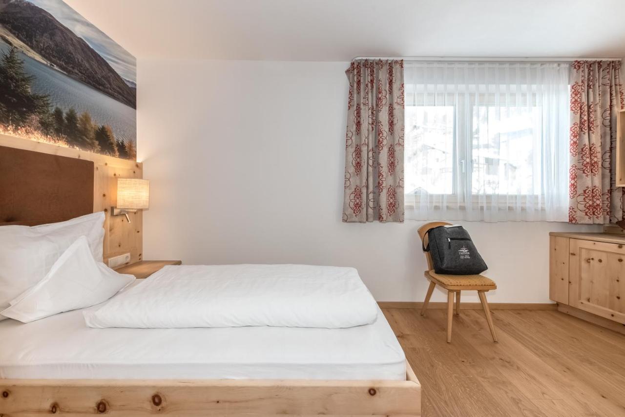 Hotel Theiner Graun im Vinschgau Exterior foto