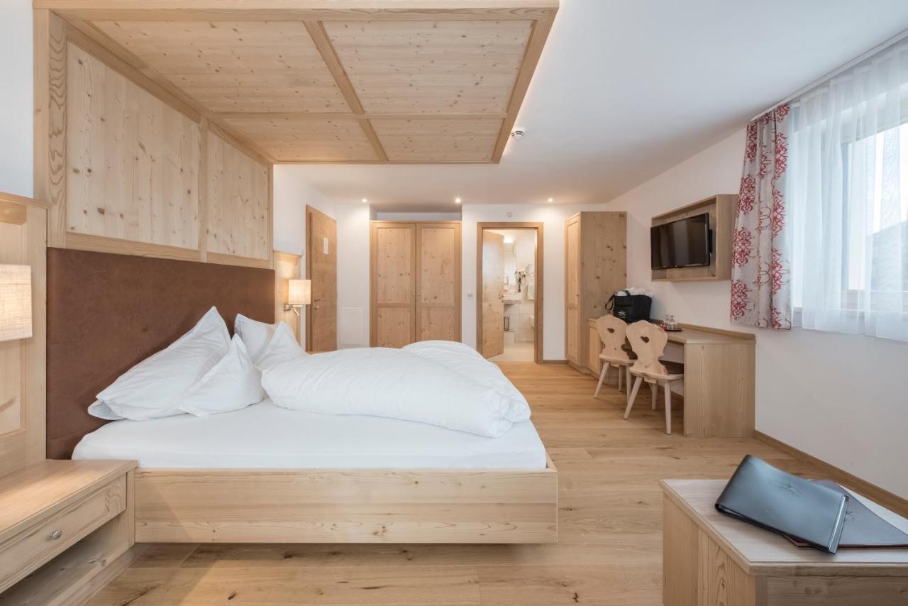 Hotel Theiner Graun im Vinschgau Exterior foto